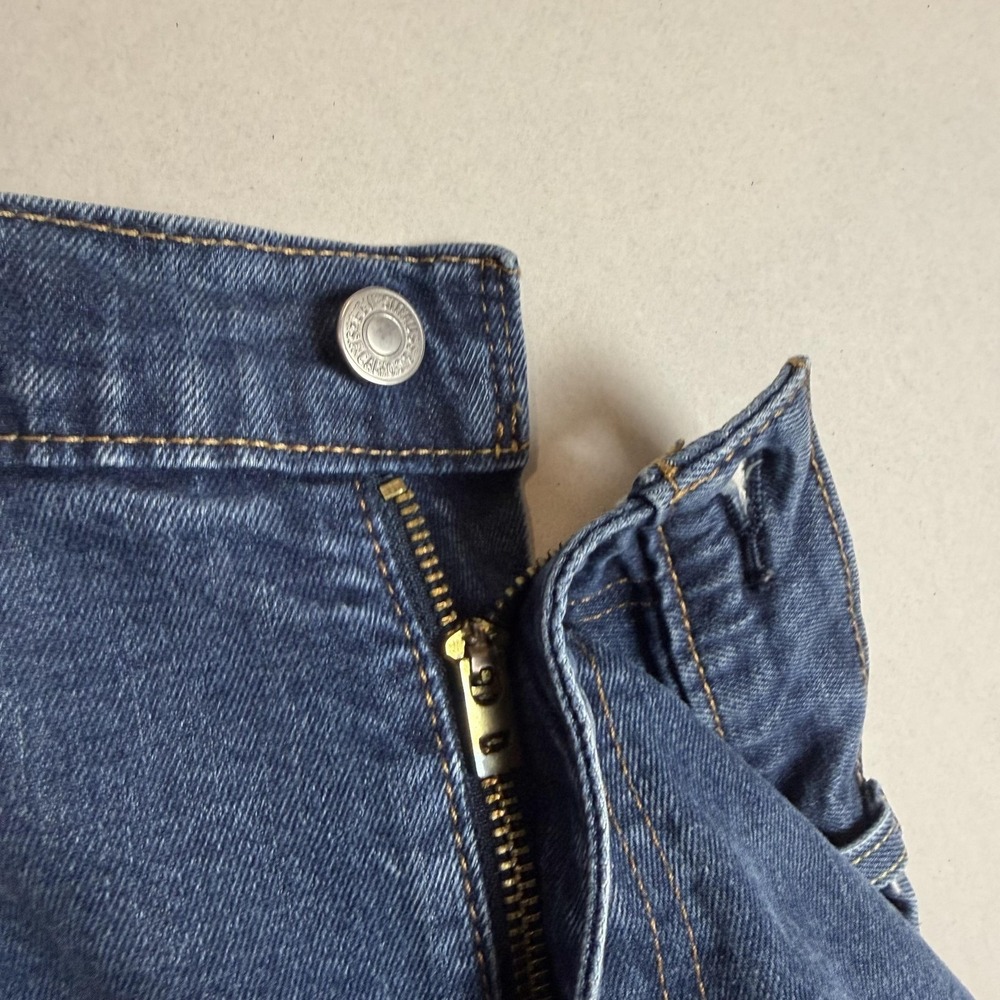 Levi's 502 Jeans Mens 42x32 Blue Medium Wash Regular Tapered Leg Stretch Denim - Picture 13 of 16
